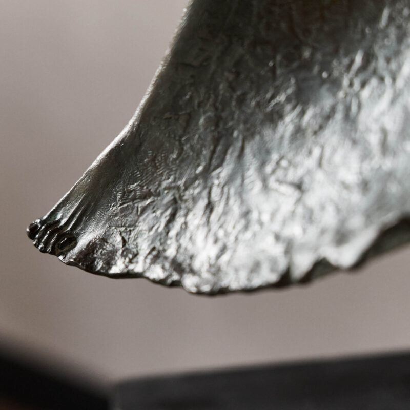 Eugeniusz Sawczyn – Pożegnanie, rzeźba | Fundacja Sztuka Obecna – Art rental